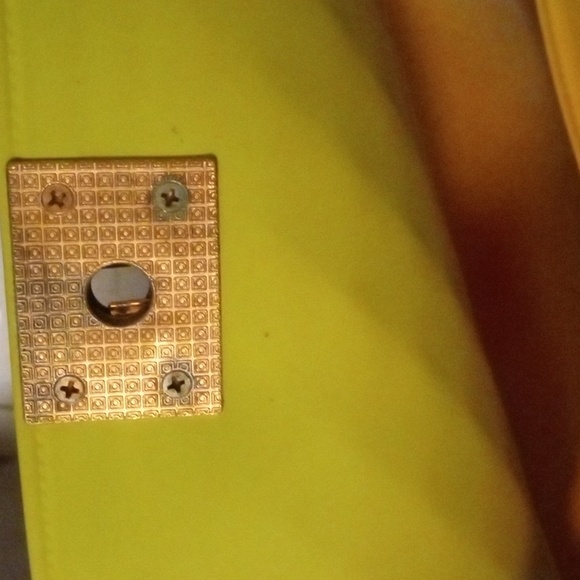 Gorgeous Multicolor Bag - Picture 2 of 8